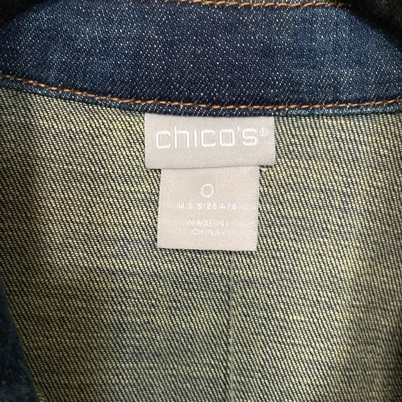 NWT Chico's Embellished Floral Gold Pearls and Beaded Denim Jacket Size O - Picture 3 of 12